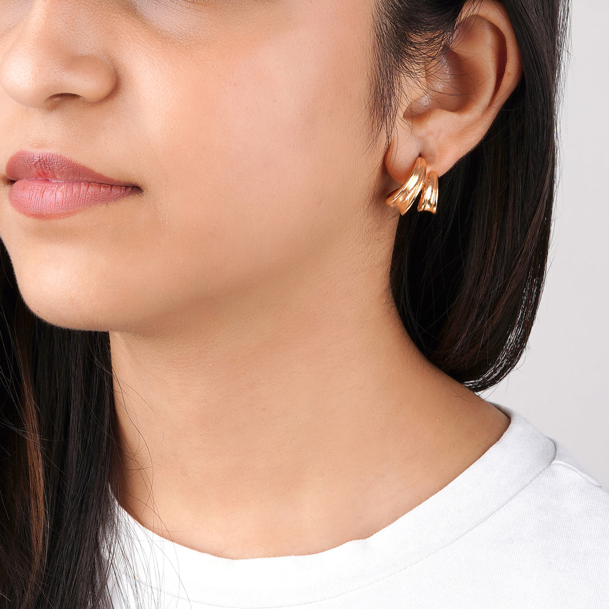 Pritnie Gold Hoop Earrings
