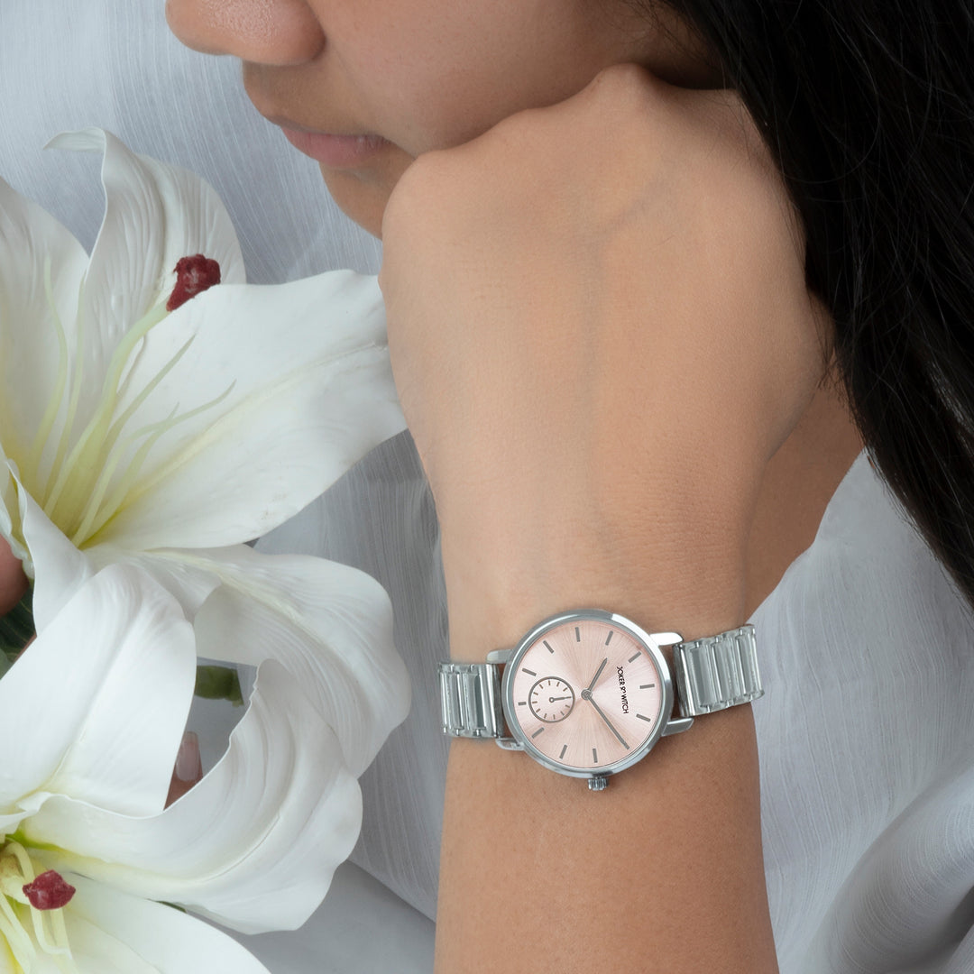 Taila Pink Medium Dial Silver Linked Chain Strap Women's Watch