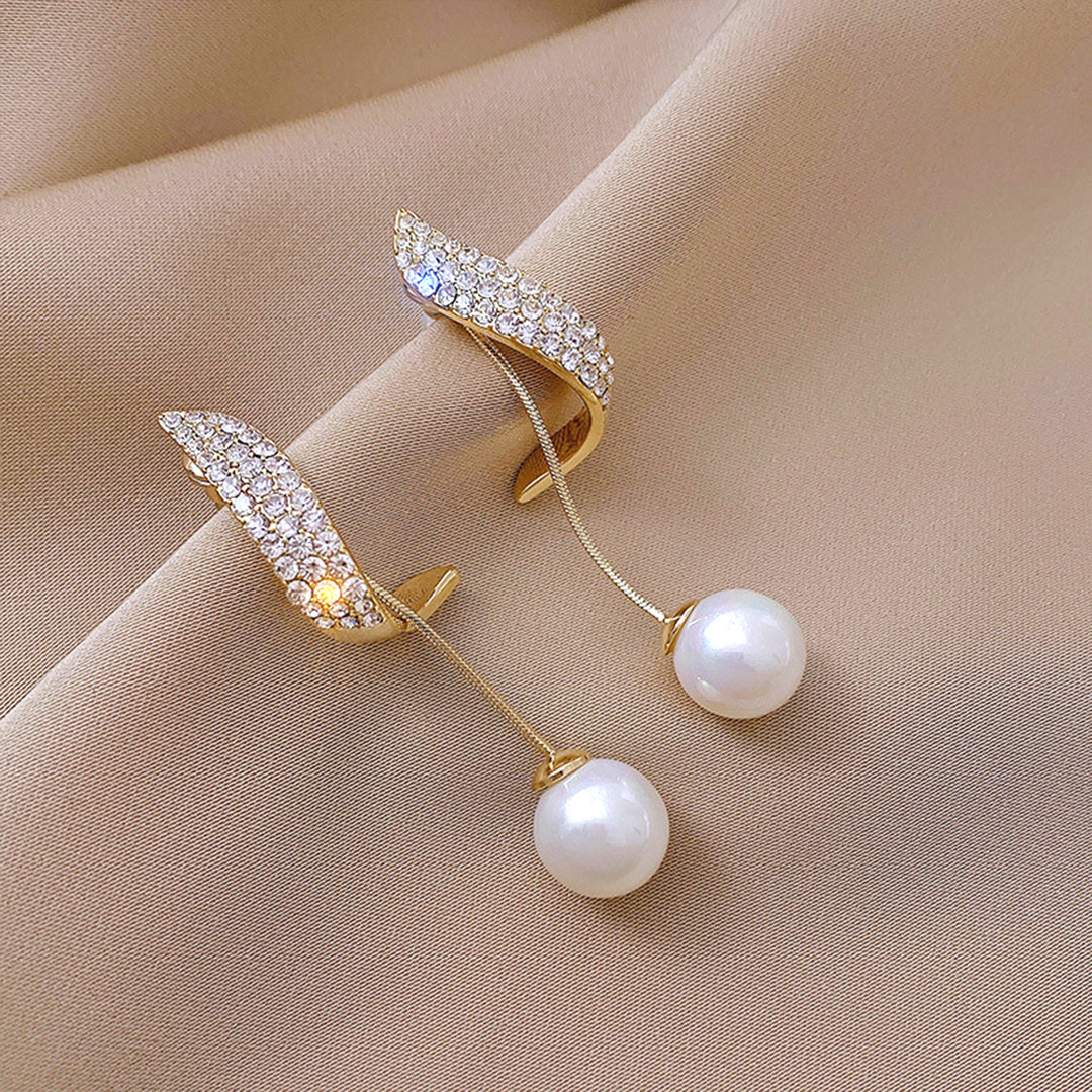 Bewitched Vinci Pearl And Rhinestone Drop Gold Studs