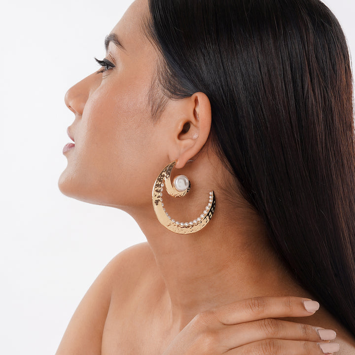 Marine Pearl Gold Earrings