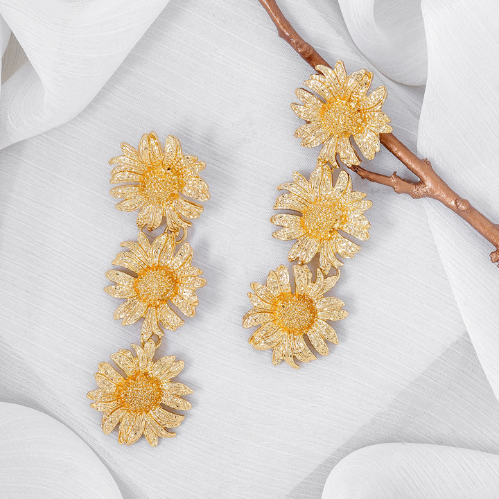 Cyclamen Gold Earrings