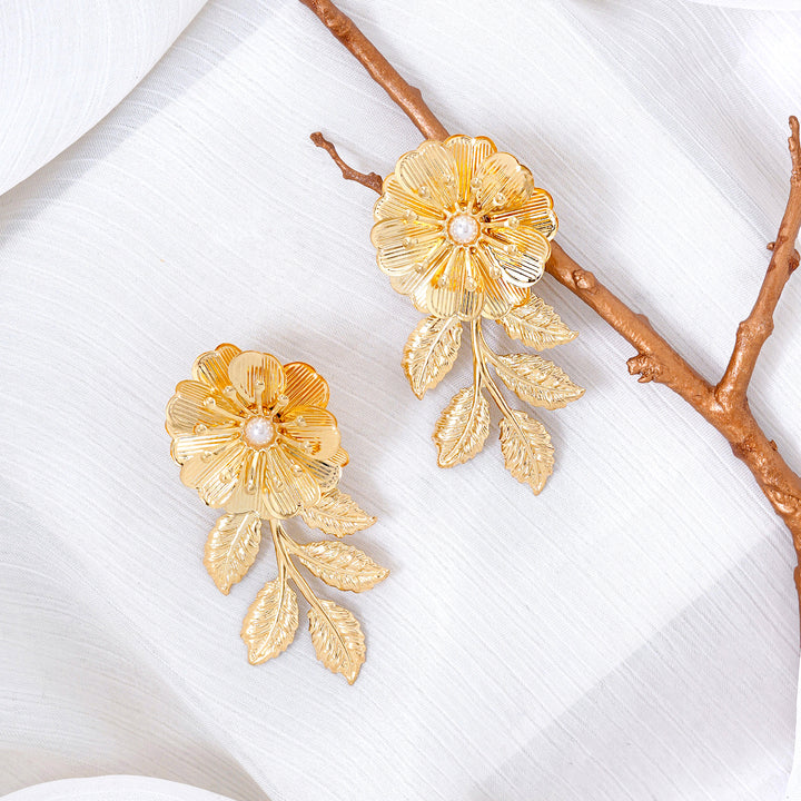 Poinsettia Gold Earrings