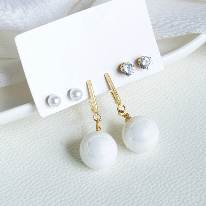 Yuna White & Gold Earrings