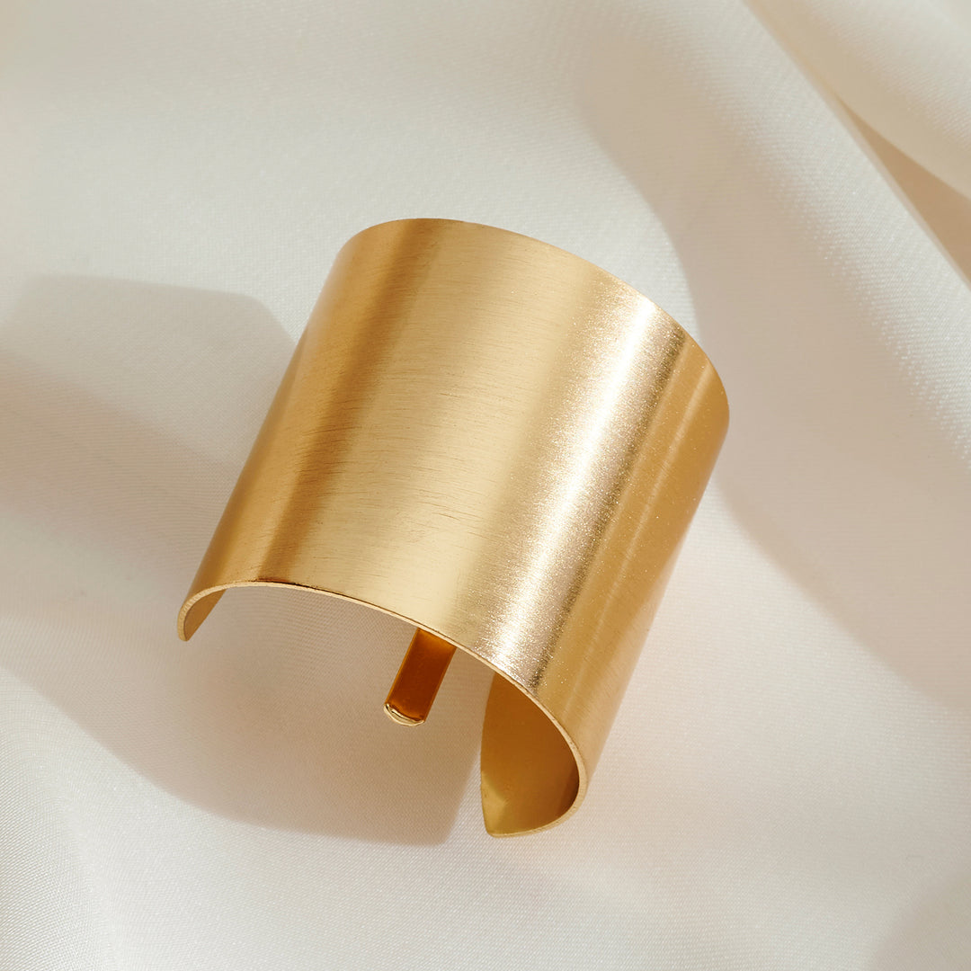 Sweet Dreams Gold Hair Accessory