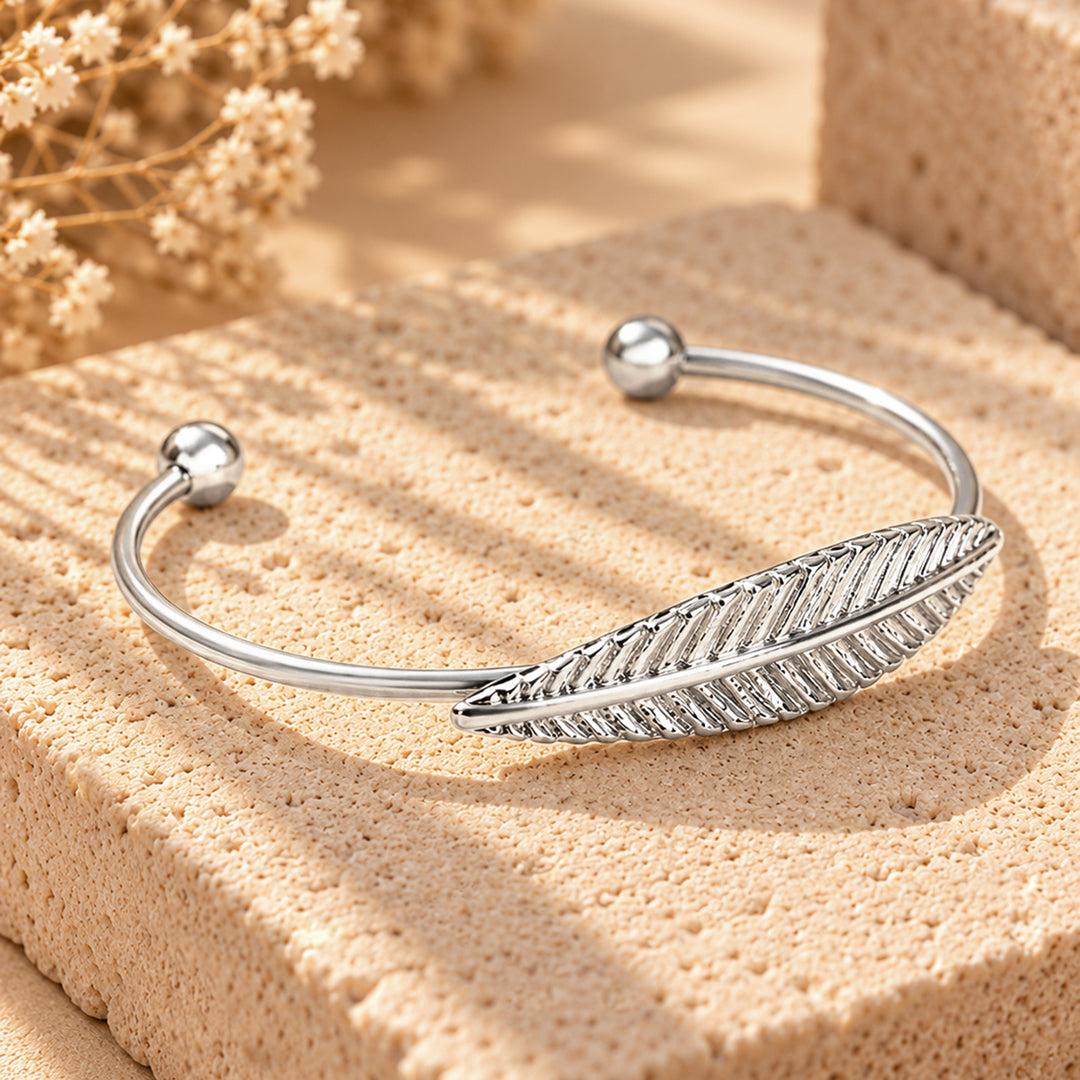 Single Leaf Silver Bracelet