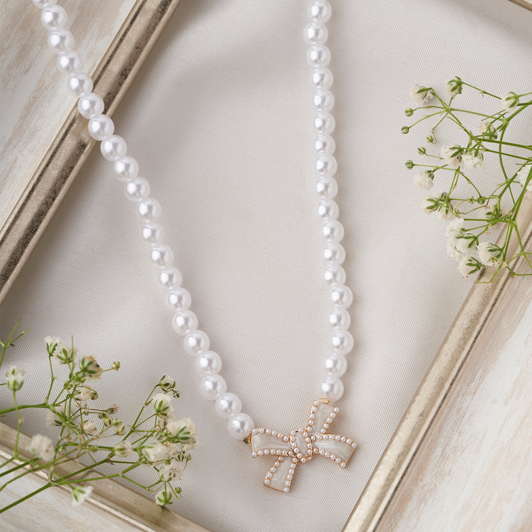 Arlette Bow Style Necklace