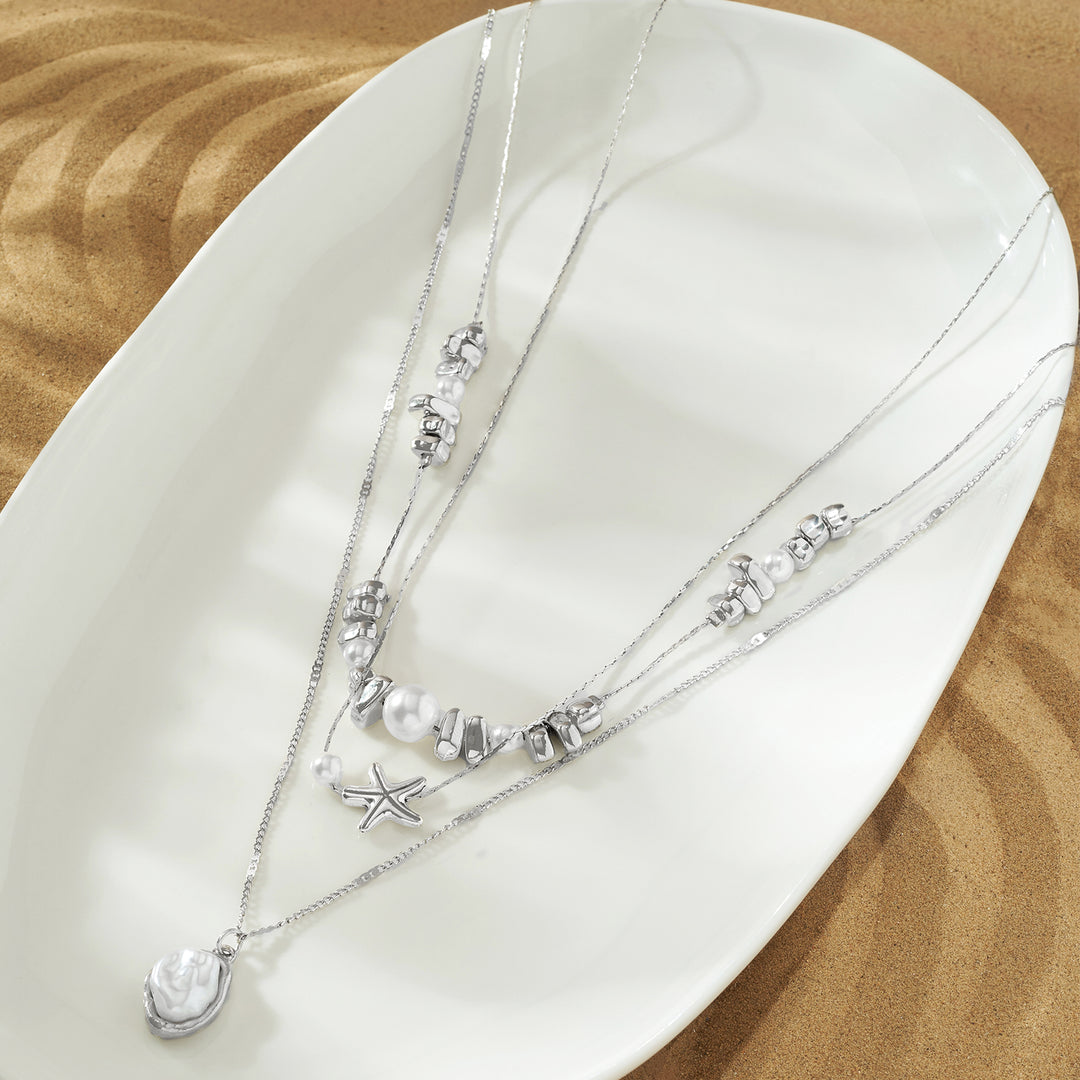 Amaris Silver Layered Seashells Necklace