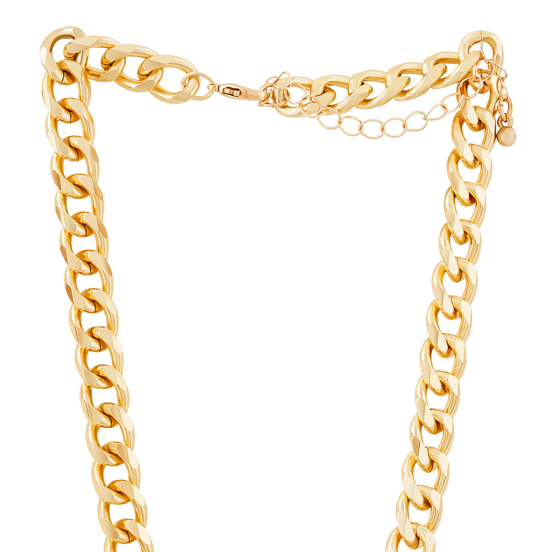 Elaria Gold Seashells Necklace