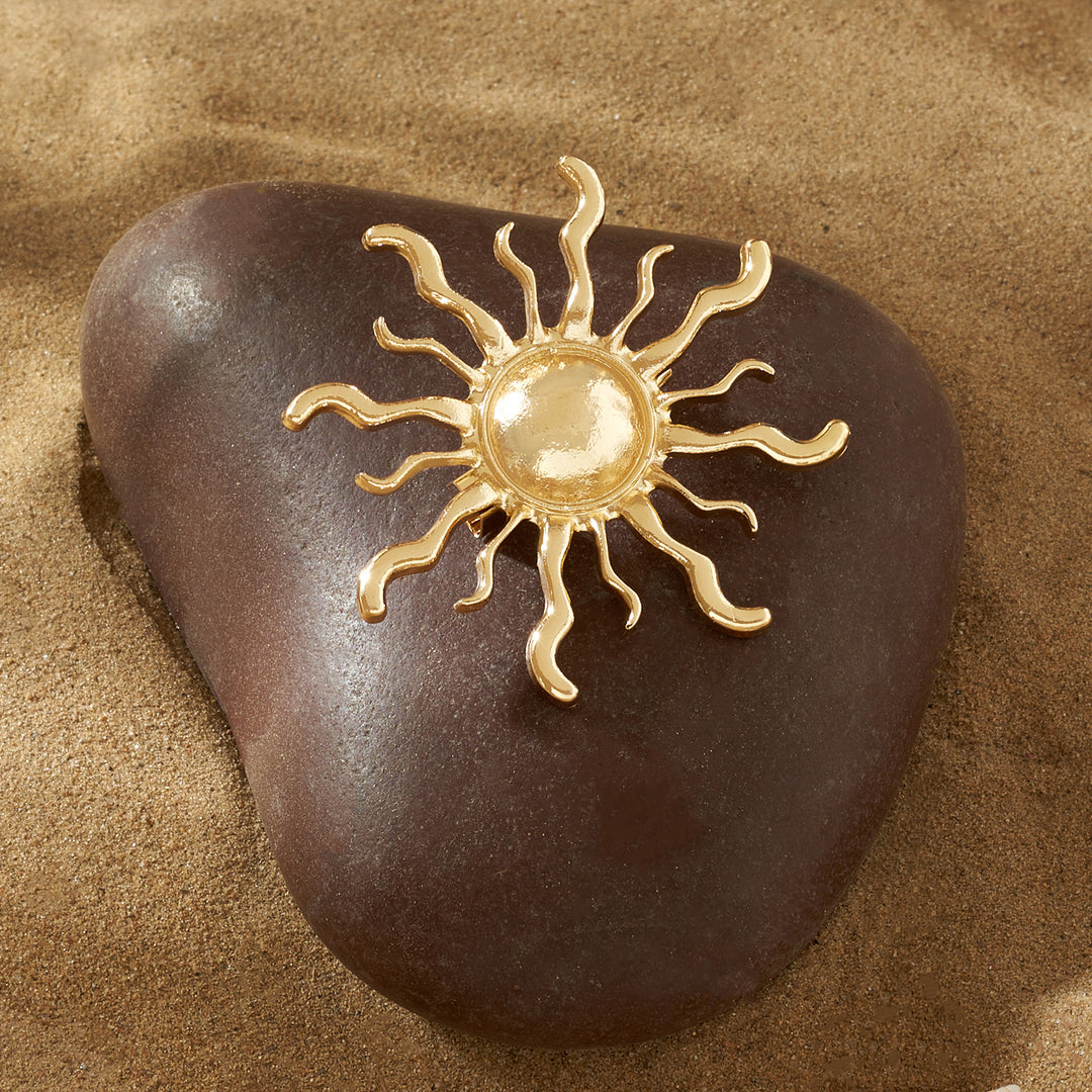 Azaria Gold Seashells Brooch