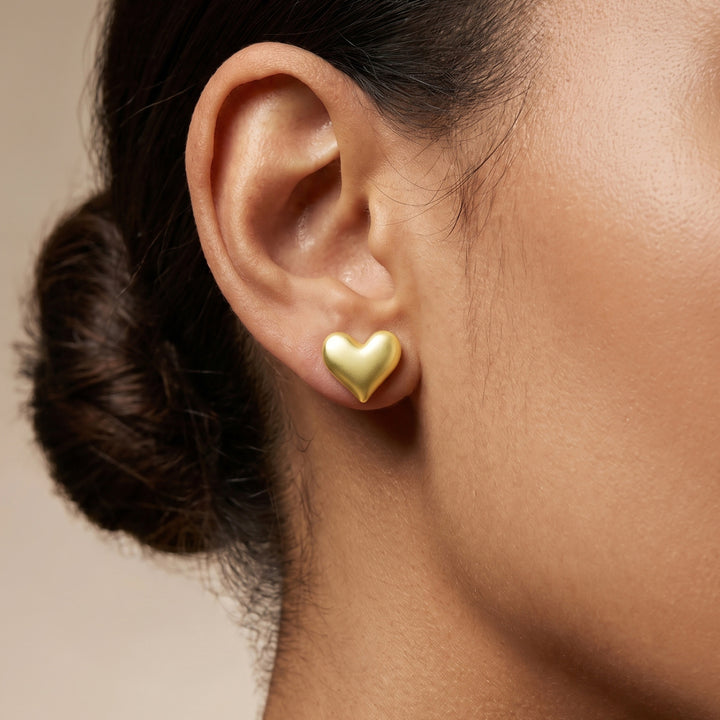 Dayna Gold Love Earrings Set