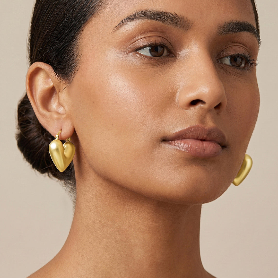Flor Heart Shaped Gold Love Earrings