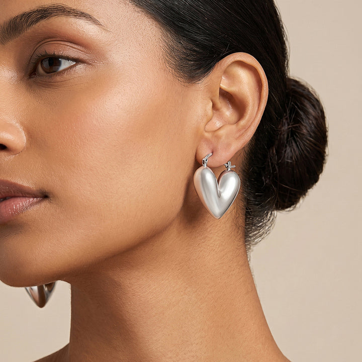 Flor Heart Shaped Silver Love Earrings
