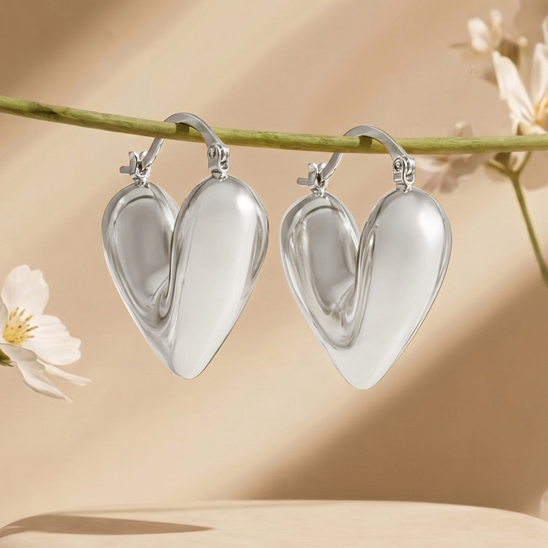 Flor Heart Shaped Silver Love Earrings