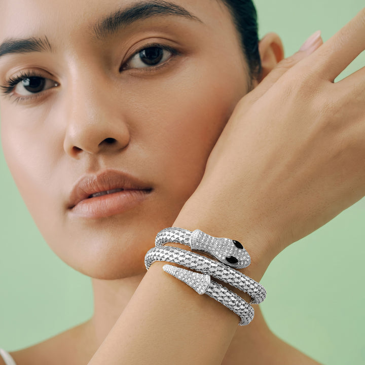 Hissé Silver Snake Bracelet