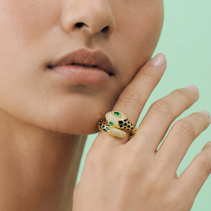 Orozo Gold & Black Snake Ring