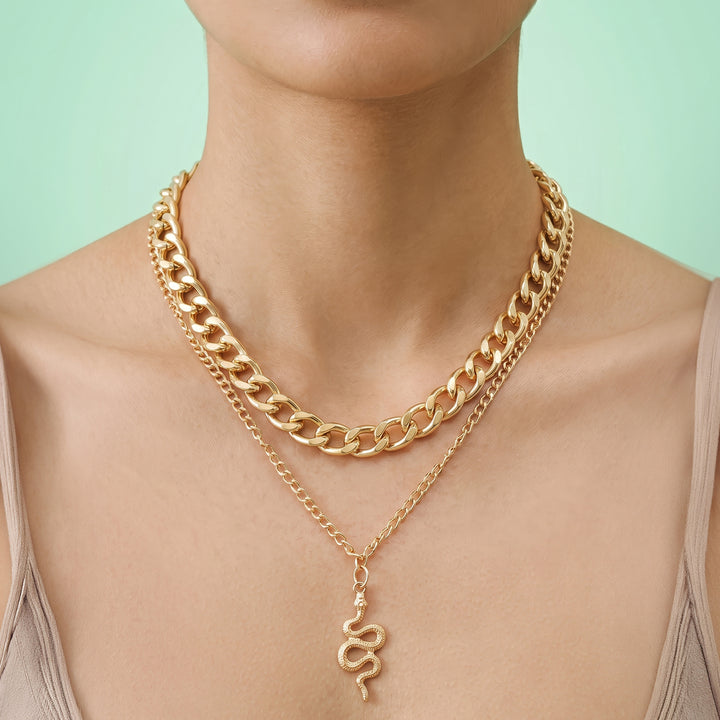 Nyxira Gold Snake Necklace
