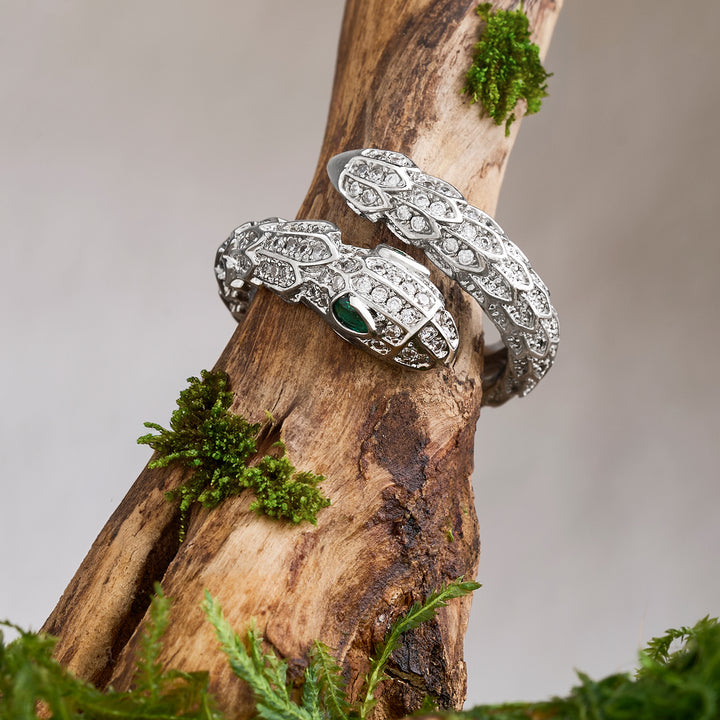 Venomé Gold Snake Ring