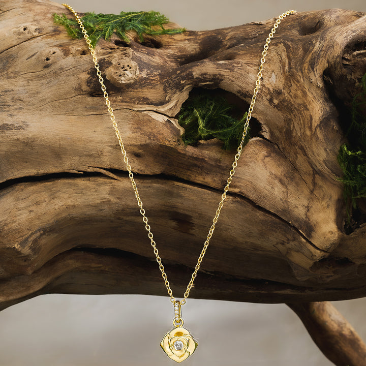 Rozira Gold Flower Necklace