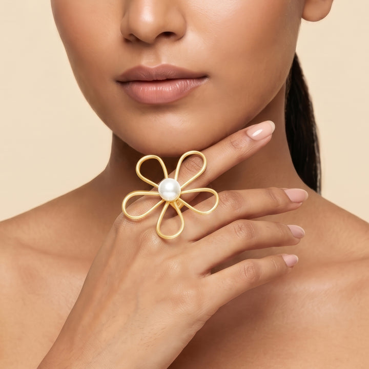 Hanayuro Molten Pearl Ring