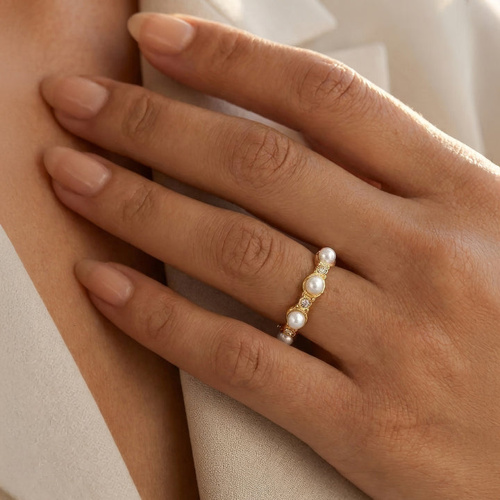 Pearlacent Gold Ring
