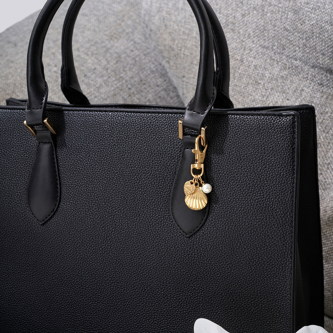 Shellie Bellie Bag Charm