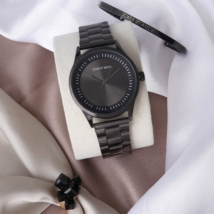 Stevenson Love Triangle