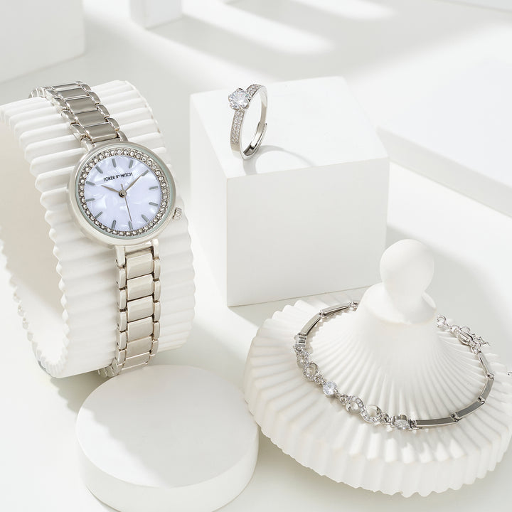 Crystal Phase Love Triangle