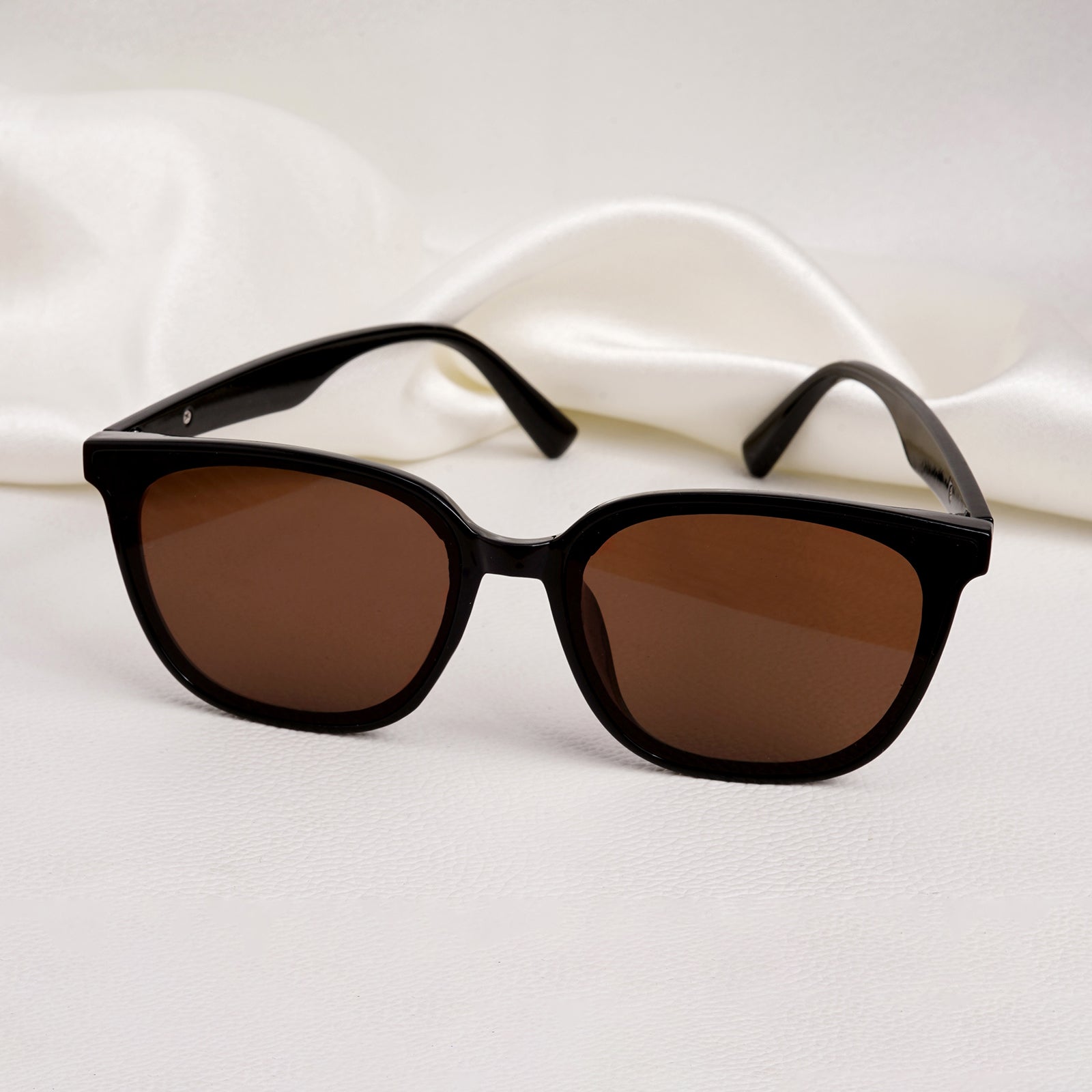 Woodshed Smokehouse Sunglasses – Love Bodega | Chef Tim Love Merchandise