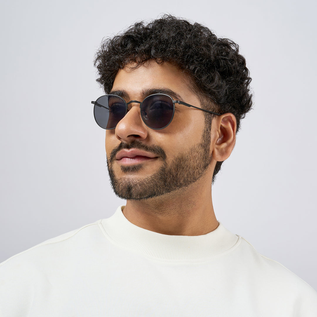 Gaze Round Black Sunglasses