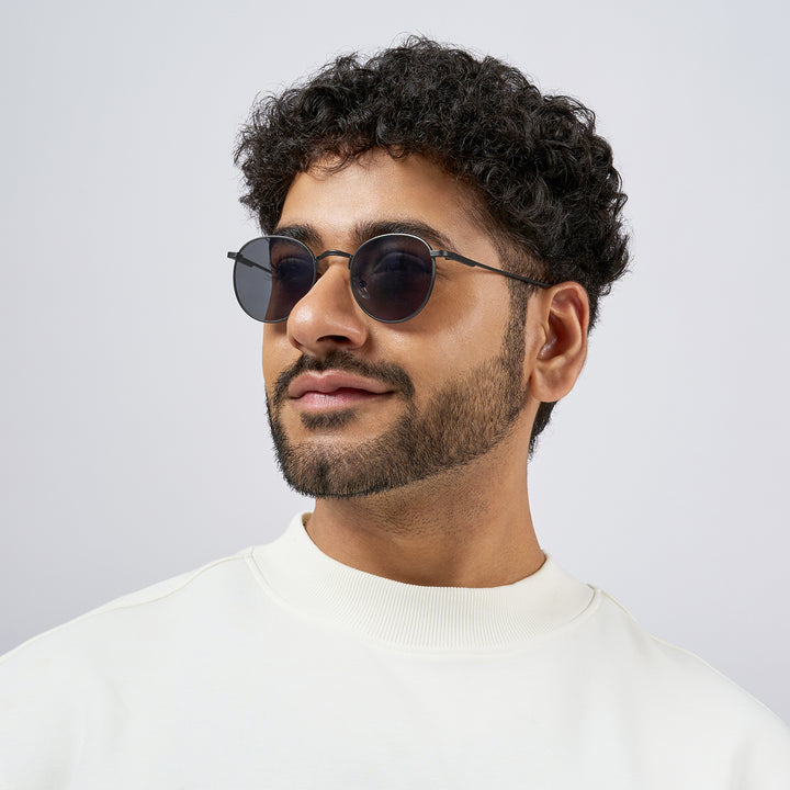 Gaze Round Black Sunglasses