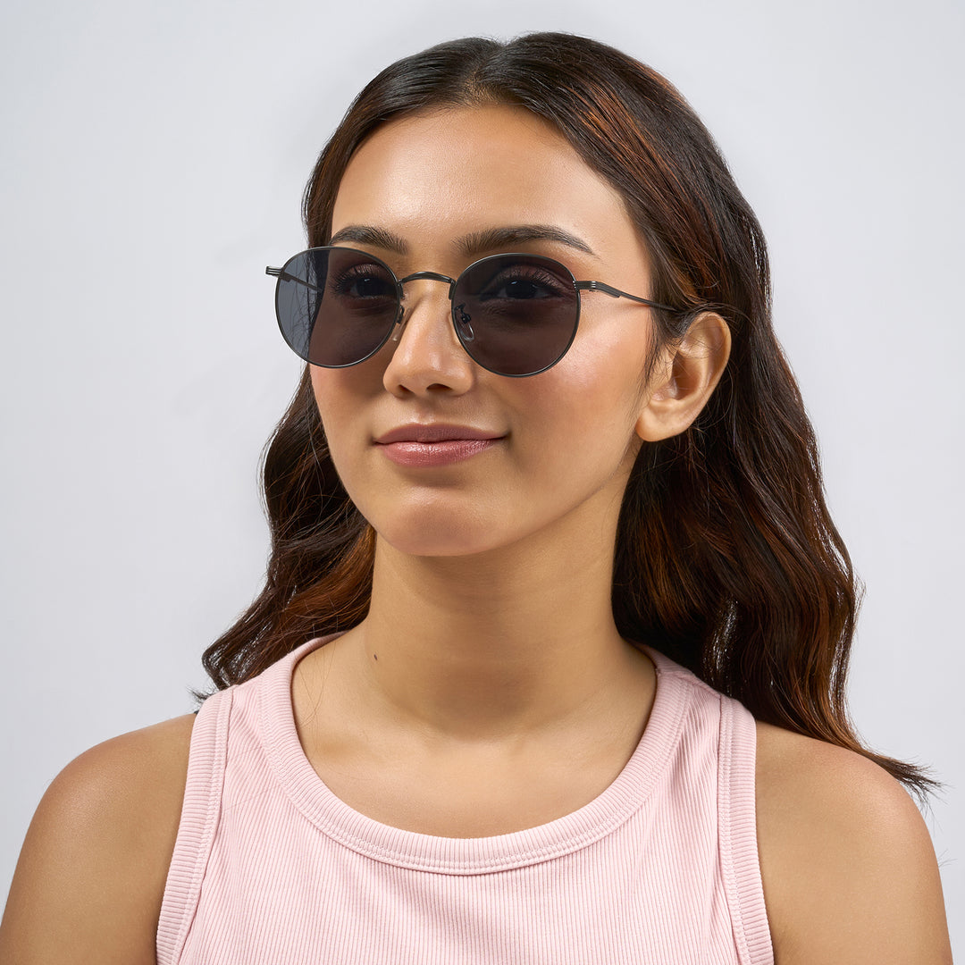 Gaze Round Black Sunglasses