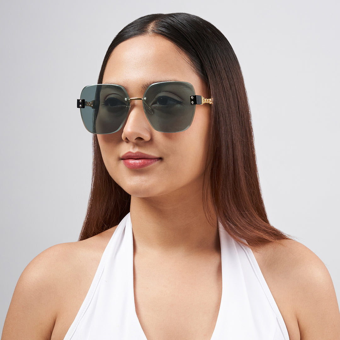 Viva Square Oversized Sunglasses featuring a Gold Frame, Ombre Lenses, and Black Chain-Accented Temples