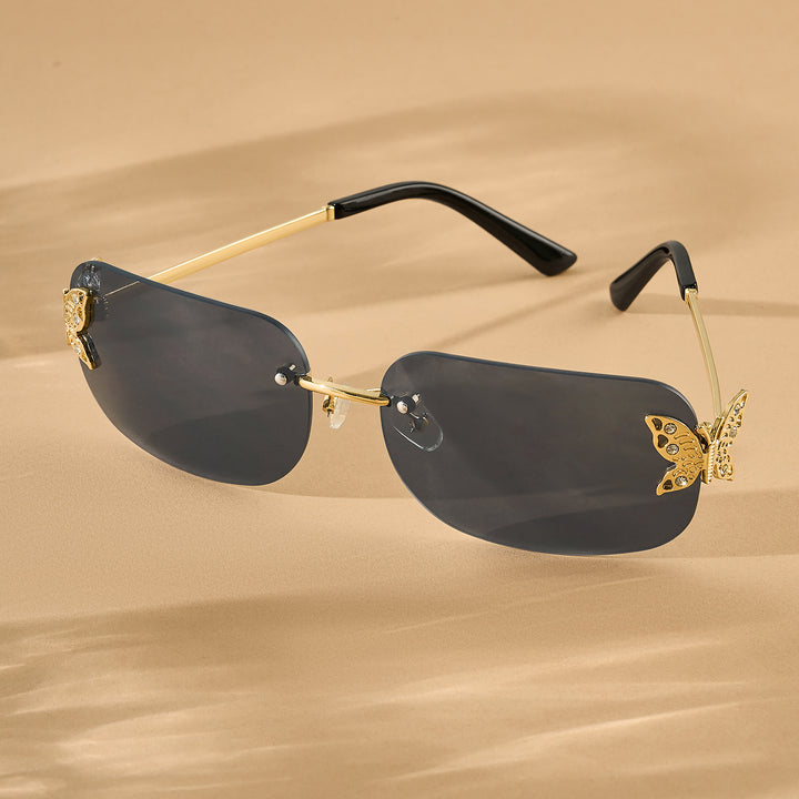 Vanessa Butterfly Sunglasses With A Gold Frame And Grey Ombre Lenses