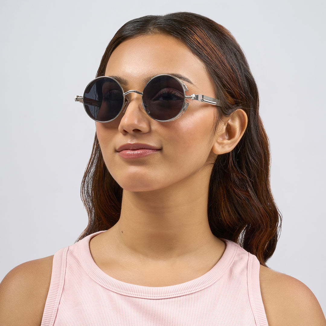 Rhombus Vintage Steampunk Sunglasses With A Silver Frame And Black Lenses