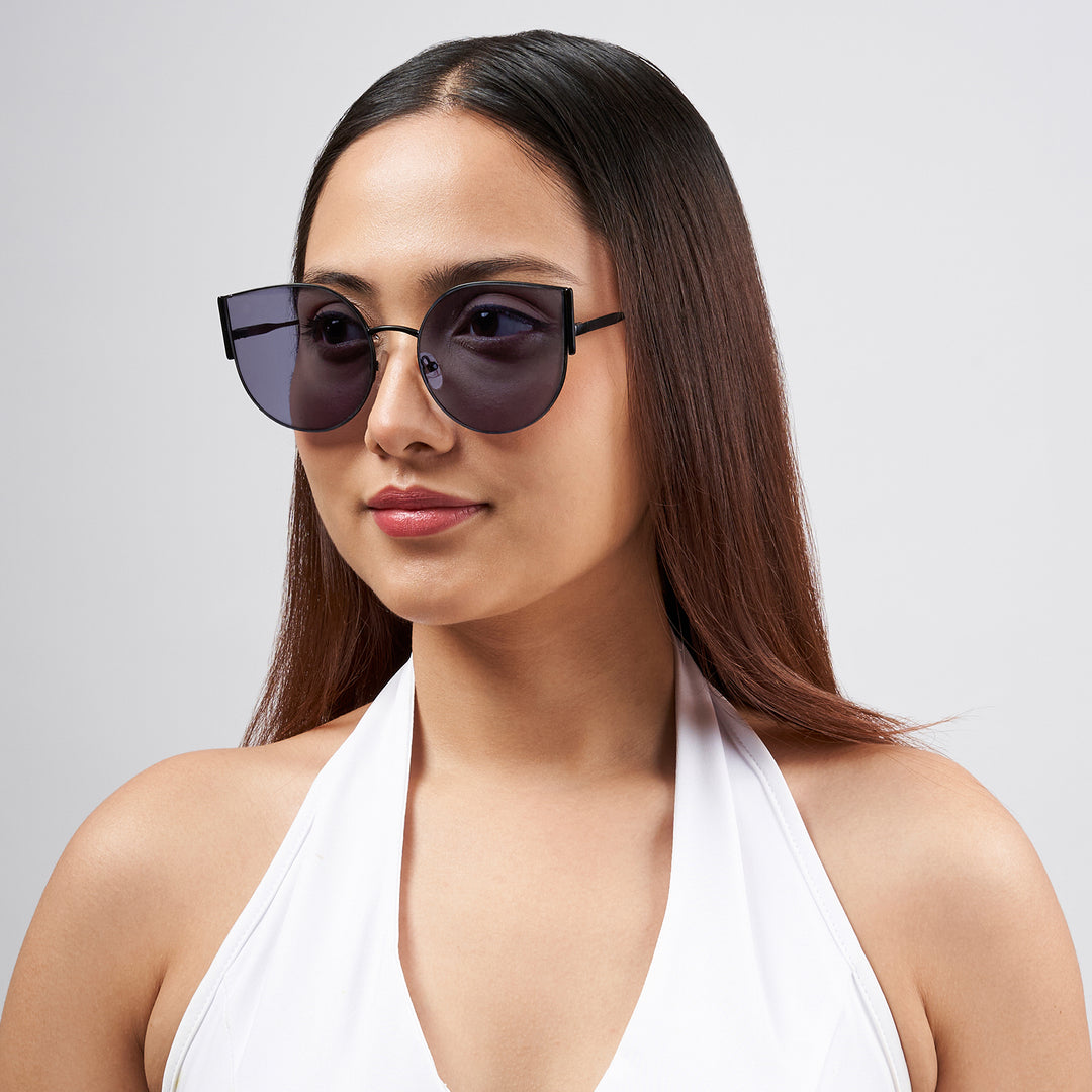 Vixen Round Cateye Sunglasses With Black Frames And Grey Lenses