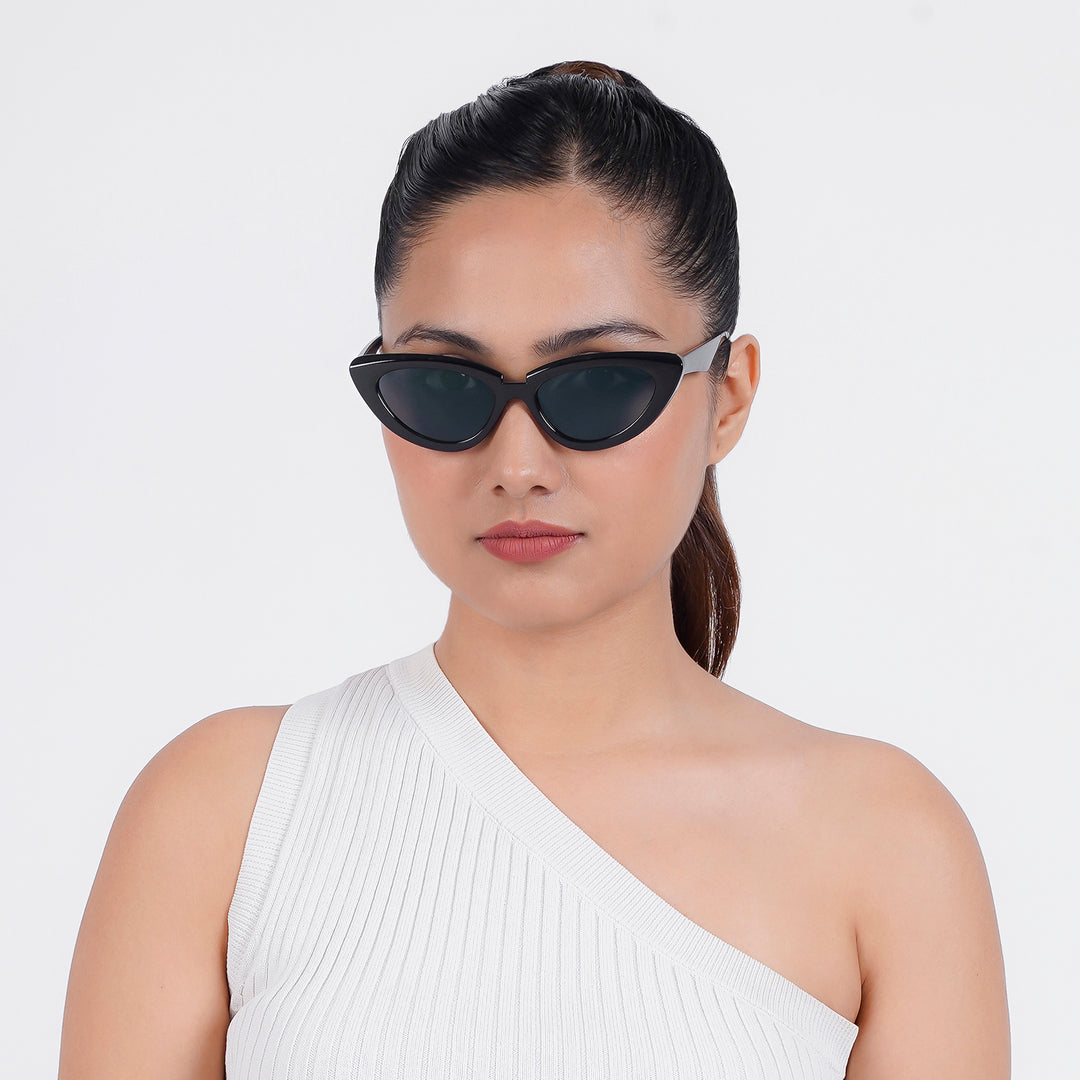 Wintour Cat Eye Black Sunglasses