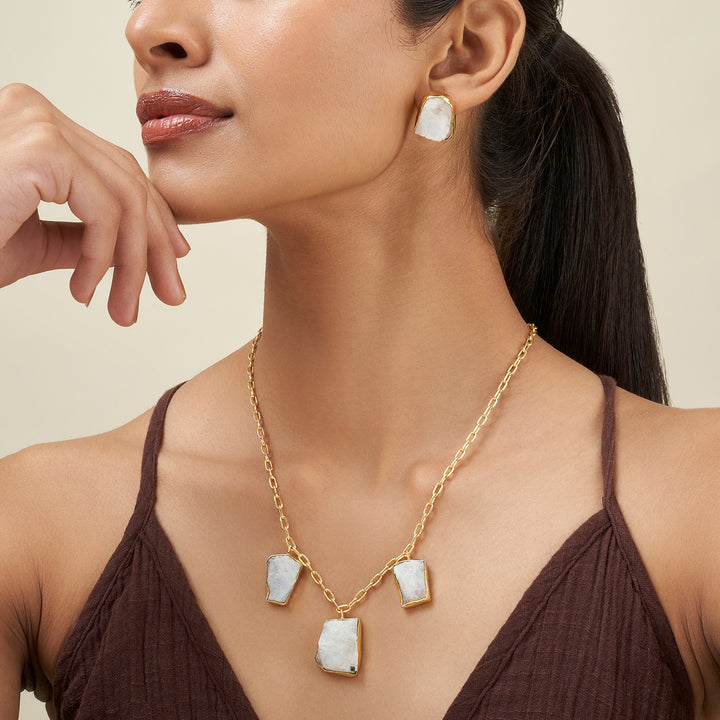 Soléa White Trio Natural Stone Necklace Set