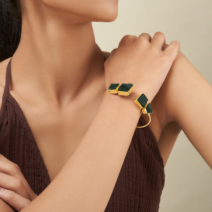Soléa Dark Green Natural Stone Cuff Bracelet