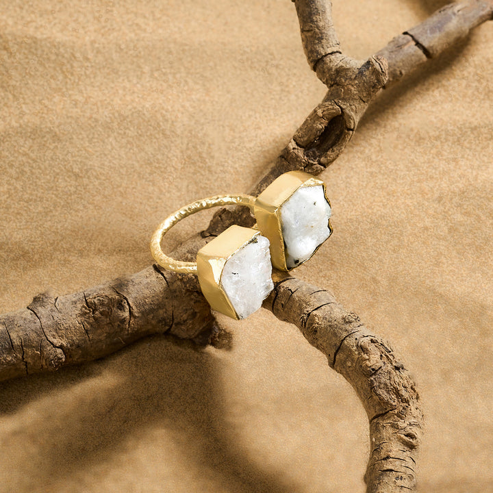 Soléa White Natural Stone Ring