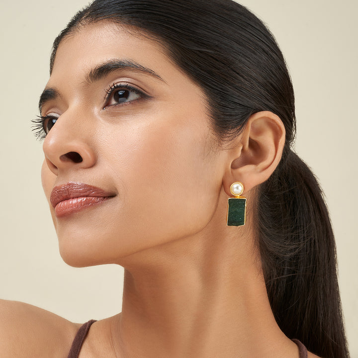 Soléa Pearl Dark Green Natural Stone Earrings