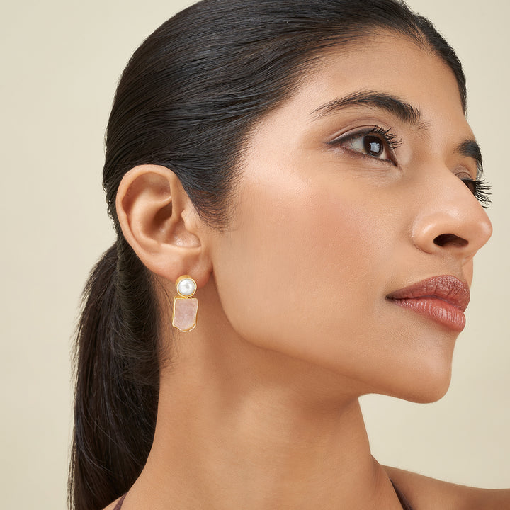 Soléa Pearl Pink Natural Stone Earrings