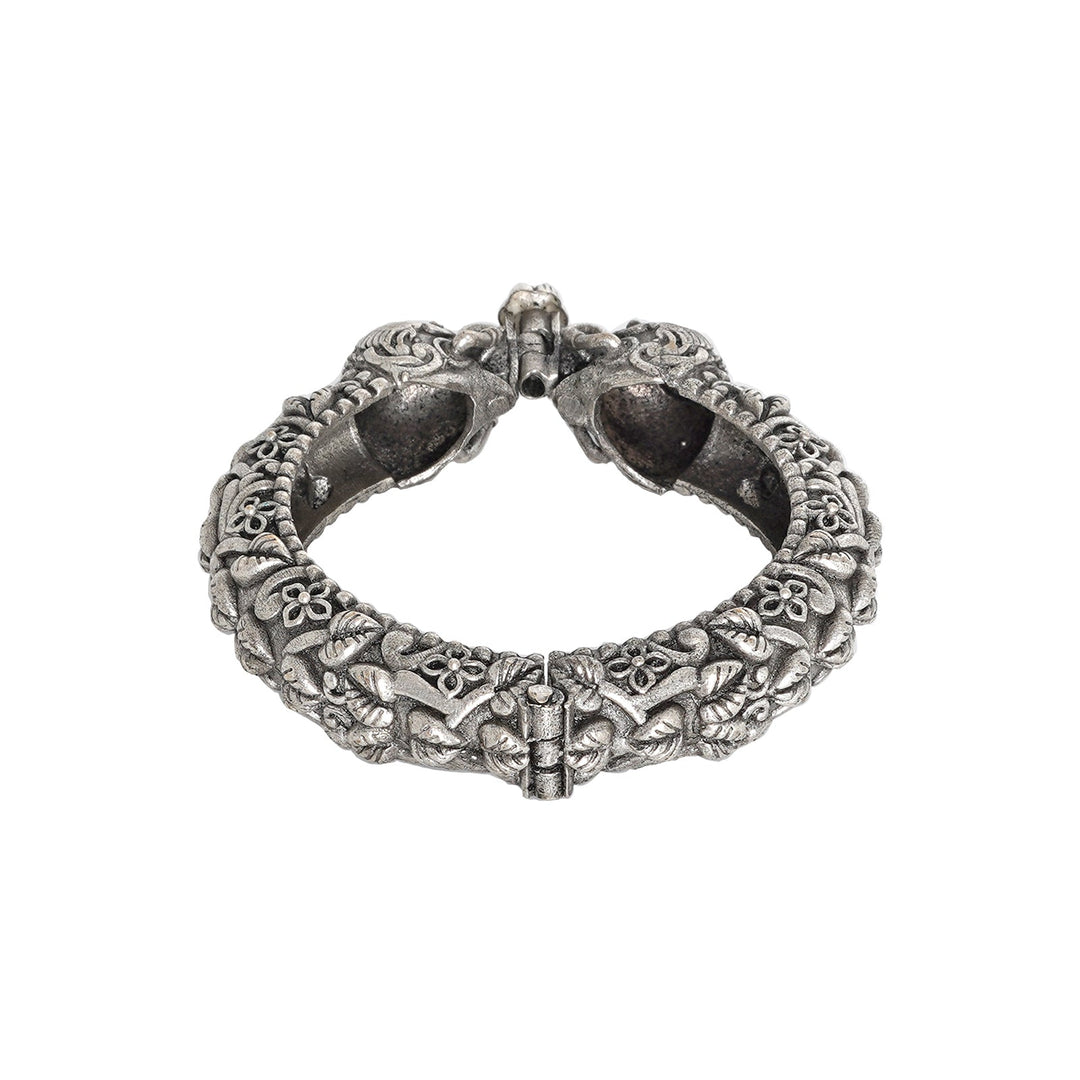 Teejh Suvarna Silver Oxidised Bangle