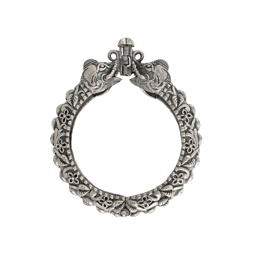 Teejh Suvarna Silver Oxidised Bangle