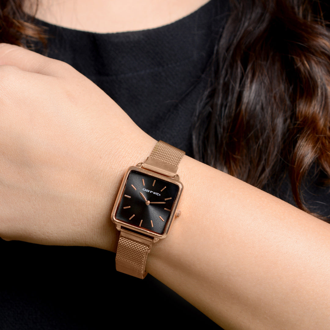Vintage Black Small Square Dial Rose Gold Magnetic Strap Women's Watch