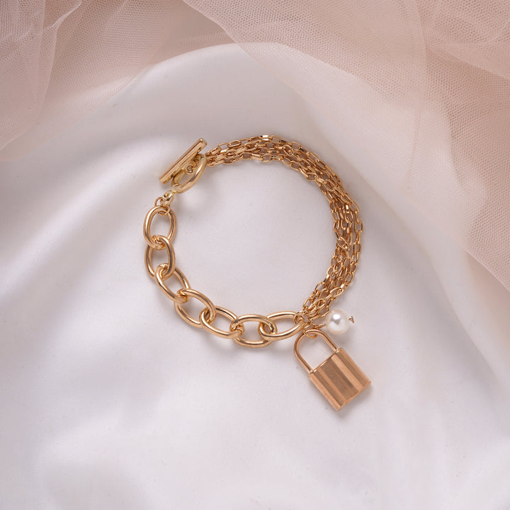 Bewitched Lock Charm Gold Linked Bracelet