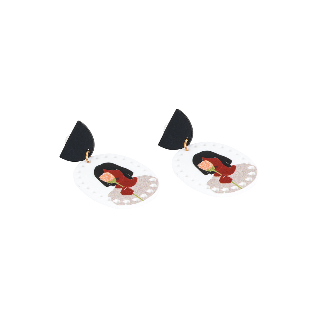 Gippy Graphic Girl Earrings