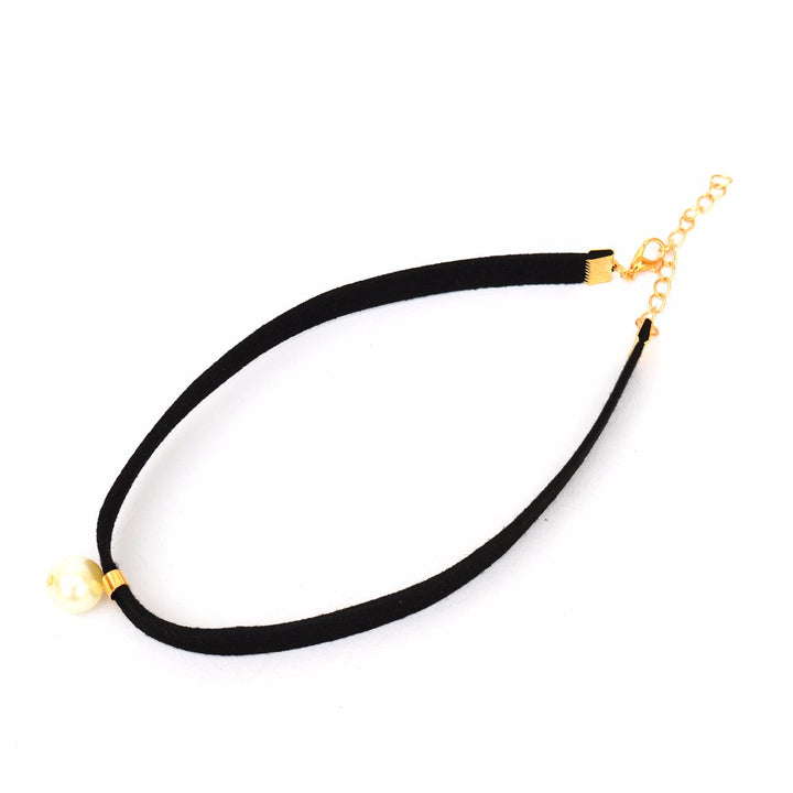 Single Pearl Black Choker - Joker & Witch