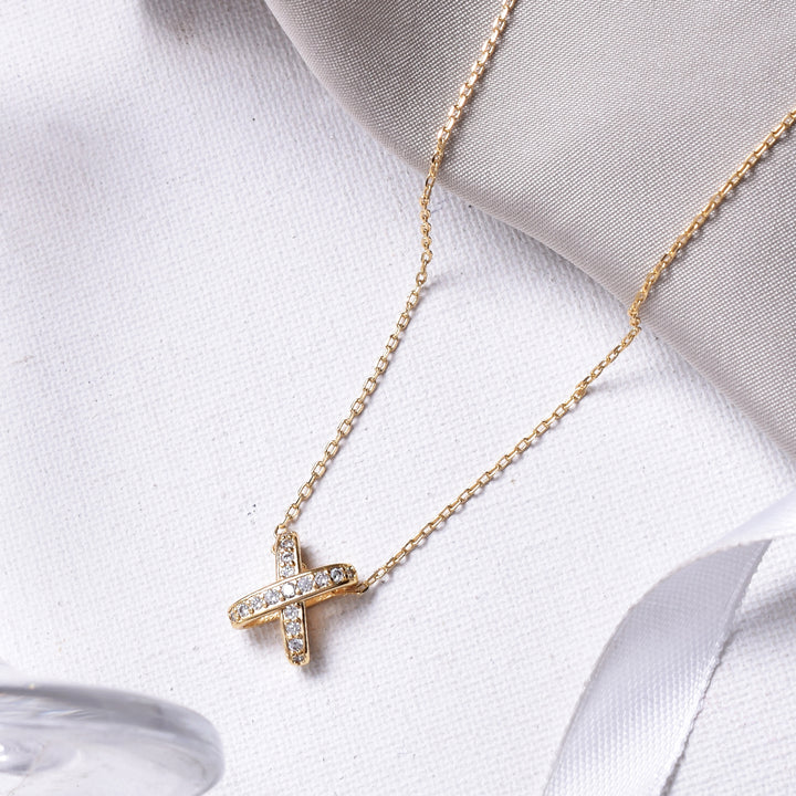 Kriss Kross Gold Necklace