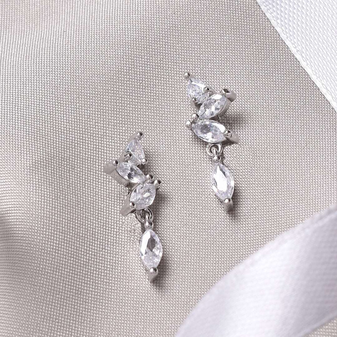 Lost in Leaf Silver Earring