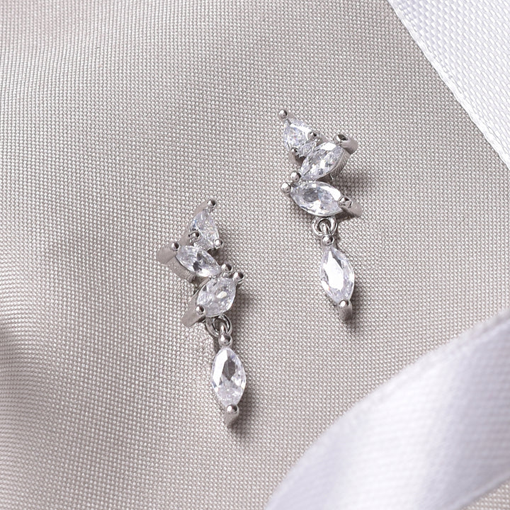 Lost in Leaf Silver Earring